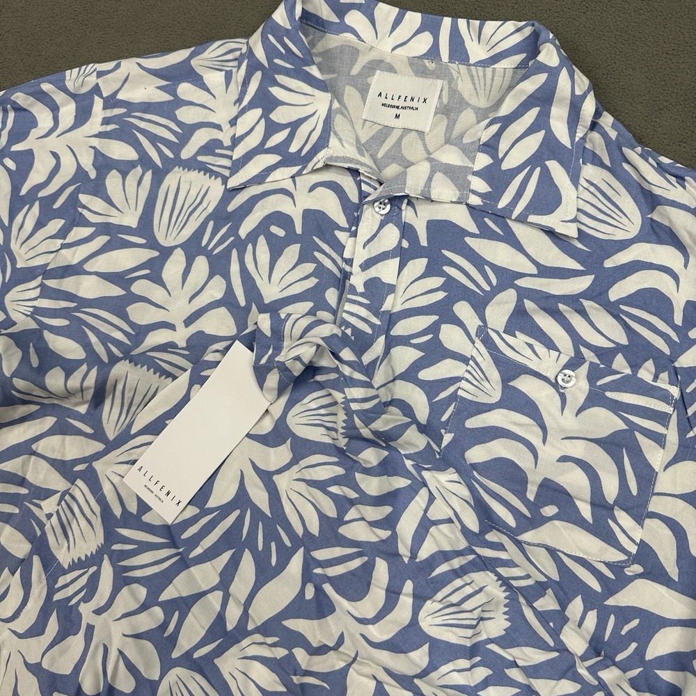 ALLFENIX Mens M Short Sleeve Botanical Cabana Shirt Blue Soft Sustainable‎ $136